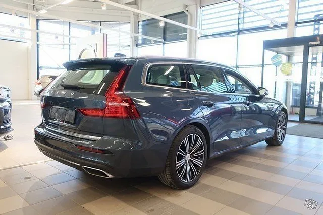 Volvo V60 T8 AWD Inscription aut. TAKUU 24KK/40TKM Image 2